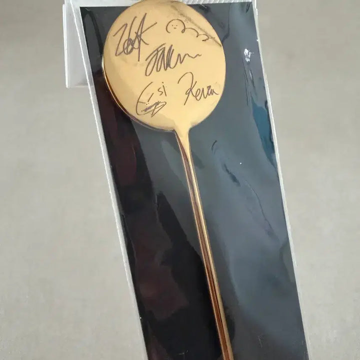 [BUNJANG] T1 Mudler ZePoGeuKe Signed Version (Sealed) / T1 머들러 미개봉 (제오페구케 ver.)