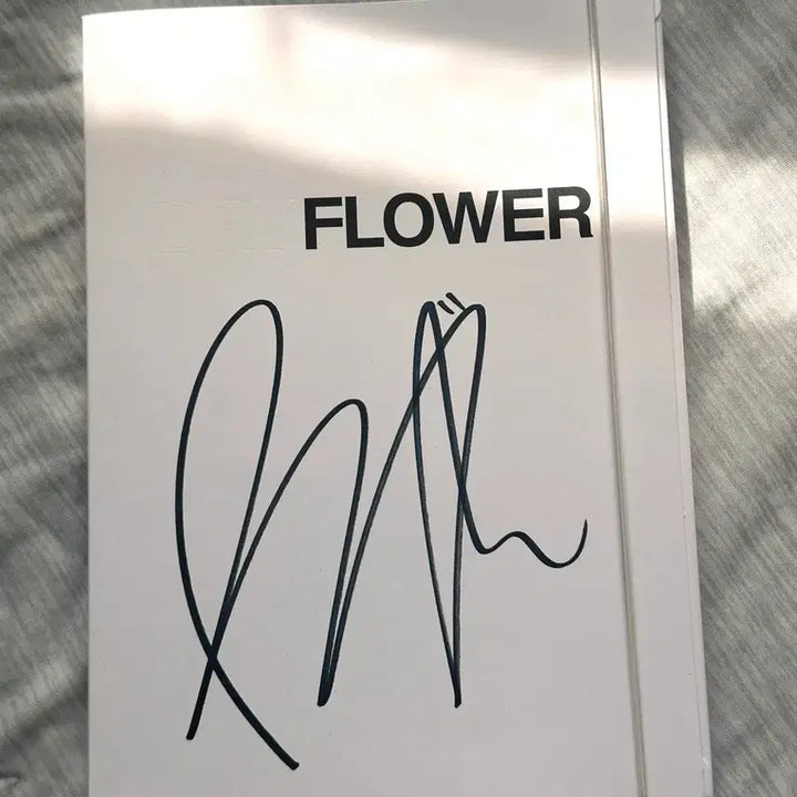 [BUNJANG] Penomeco DRYFLOWER Signed Album CD / (싸인반) 페노메코 DRYFLOWER 앨범 음반 CD 판매