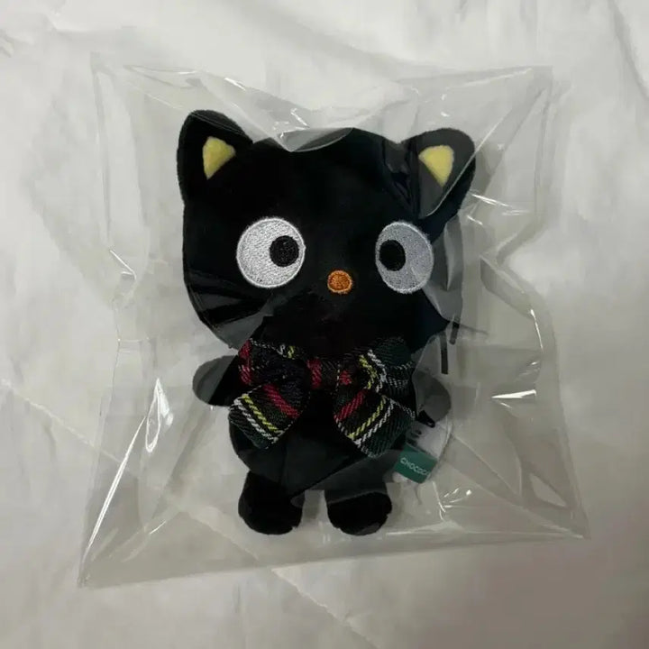 [BUNJANG] Sanrio Chococat Check Ribbon Plush Keychain Goods RIIZE Wonbin / 산리오 초코캣 체크 리본 인형 키링 키체인 굿즈 라이즈 원빈