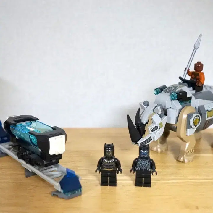 [BUNJANG] LEGO Marvel Black Panther Rhino Face-Off 76099 (2018) / 레고 마블 블랙팬서2018[킬몽거 등장]