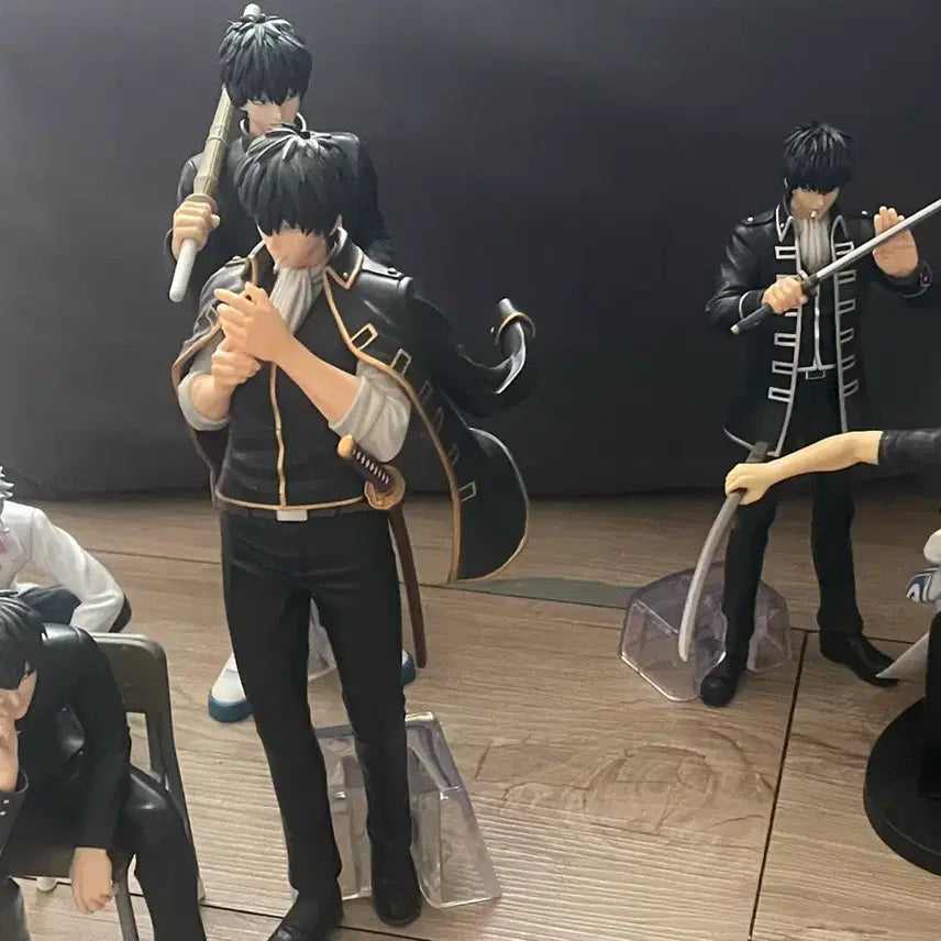 [BUNJANG] Hijikata &amp; Gintoki Figure Bundle Set / 급해서 오늘까지만 팔아요 사가주세요.. 히지카타,긴토키 피규어 일괄