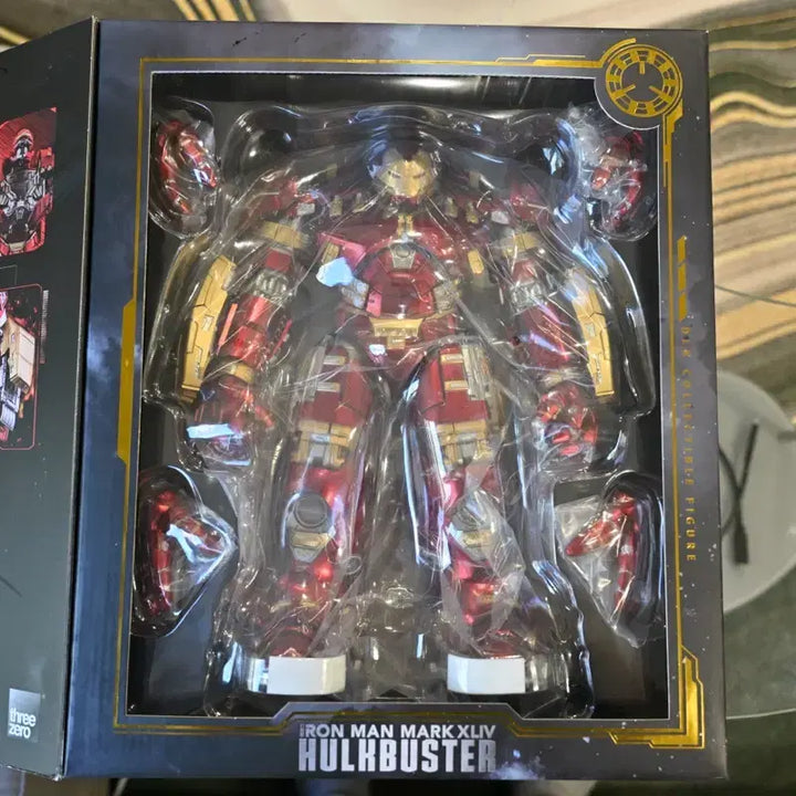 [BUNJANG] ThreeZero Iron Man Hulkbuster Figure (Unsealed) / 쓰리제로 아이언맨 헐크버스터 개봉양품