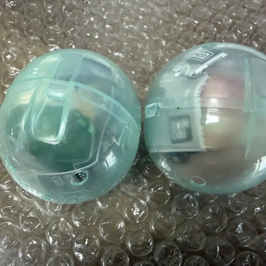 [BUNJANG] Demon Slayer Nezuko/Tanjiro Macaron Gacha Bundle Set (Sealed) / 미개봉) 귀멸의칼날 마카롱 가챠 탄지로/네즈코 일괄
