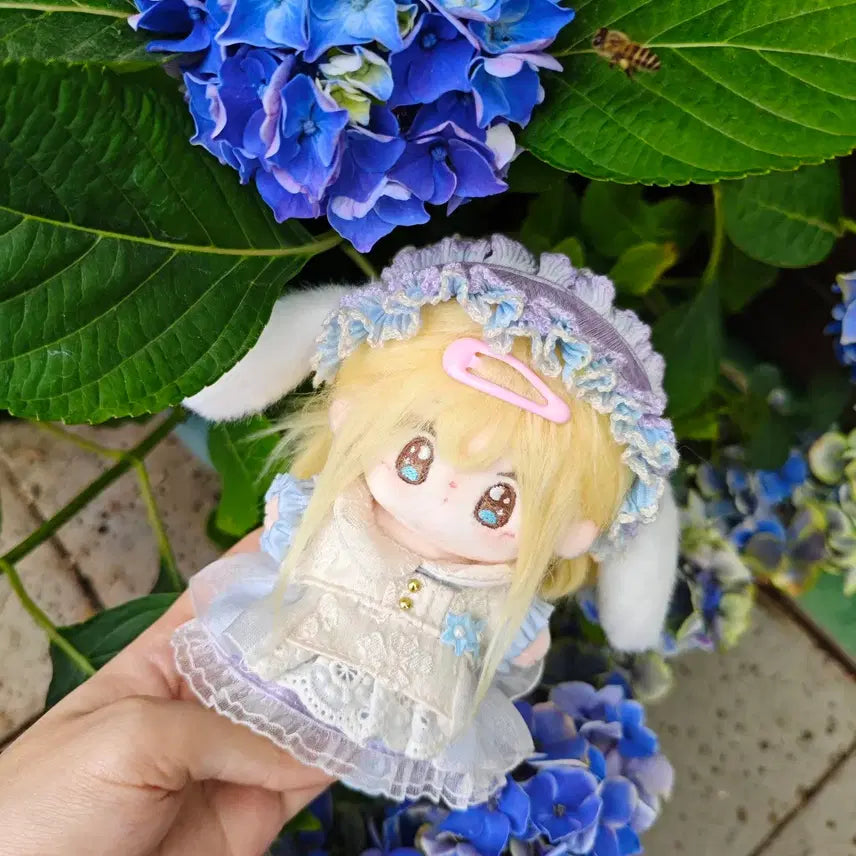 [BUNJANG] 10cm Doll Clothes Rabbit Ears Dress Apron Shoes Set / [미사용] 토끼와 끝없는 여름 10cm 인형 옷