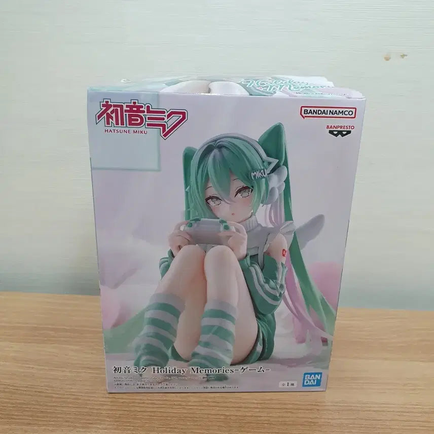[BUNJANG] Hatsune Miku Holiday Memories Game Figure (Sealed, Box Damage) / [박스파손 C급 미개봉] 하츠네 미쿠 Holiday Memories 게임 피규어 루루도