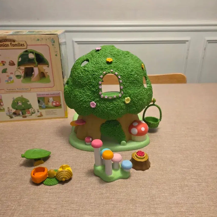 [BUNJANG] Sylvanian Families 2649 Nursery Treehouse (Discontinued) / (단종) 실바니안 2649 Nursery Treehouse 유치원 나무집