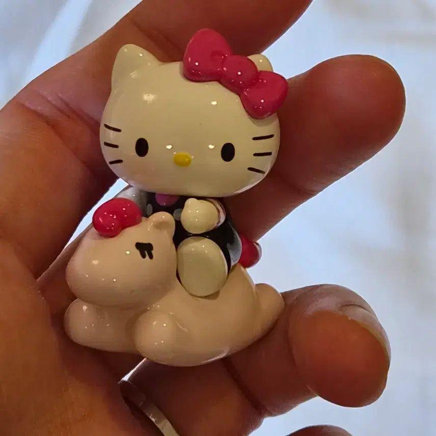 [BUNJANG] Hello Kitty Pony Series Figure / 헬로키티 포니 시리즈 피규어