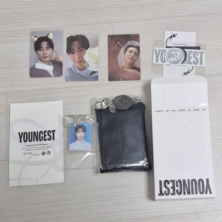 [BUNJANG] DAY6 Young K YOUNGEST Wallet &amp; Keyring Photocard / (후즈팬 여우 특전 포함 원가 이하 양도) 영케이 YOUNGEST (Wallet &amp; Keyring ver.)