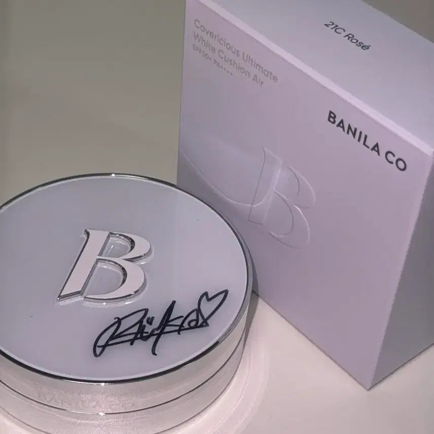 [BUNJANG] BABYMONSTER Ruka Signed Cushion Vanilla Co. / 베이비몬스터 루카 친필 싸인 쿠션 바닐라코