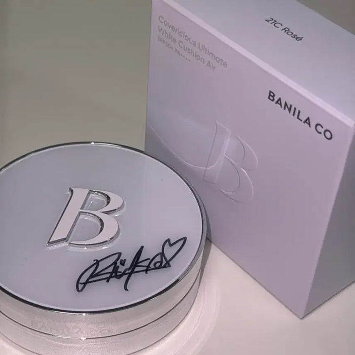 [BUNJANG] BABYMONSTER Ruka Signed Cushion Vanilla Co. / 베이비몬스터 루카 친필 싸인 쿠션 바닐라코