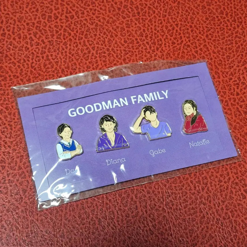 [BUNJANG] Musical Next to Normal Badge MD Goods Unused Sealed / 뮤지컬 넥스트 투 노멀 뱃지 MD 굿즈 미사용 미개봉