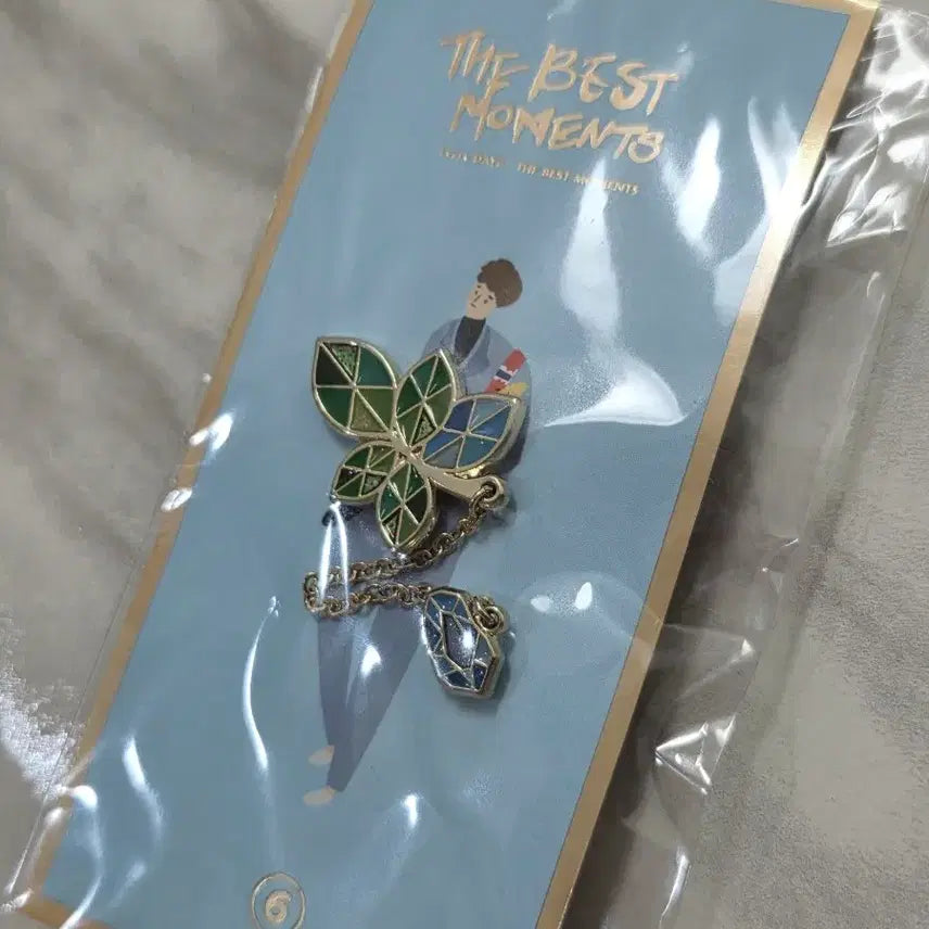 [BUNJANG] DAY6 Young K Edesk The Best Moments Badge / 데이식스 영케이 뱃지 에데식 The Best Moments