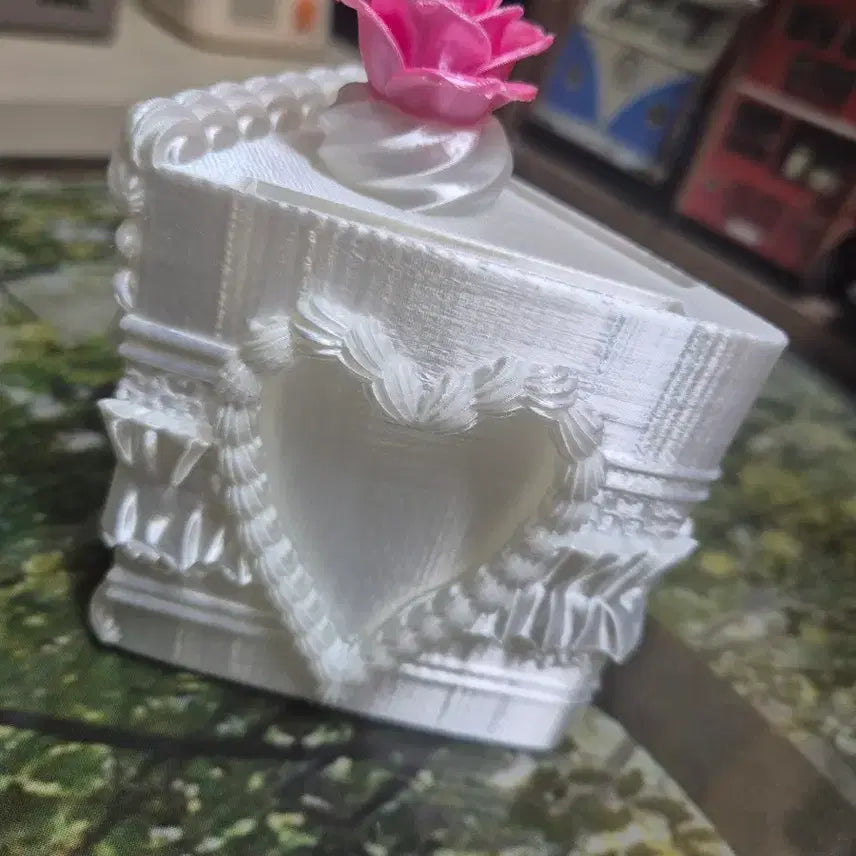 [BUNJANG] 3D Strawberry Rose Photocard Holder / 3d 딸기 장미 케이크 포카홀더