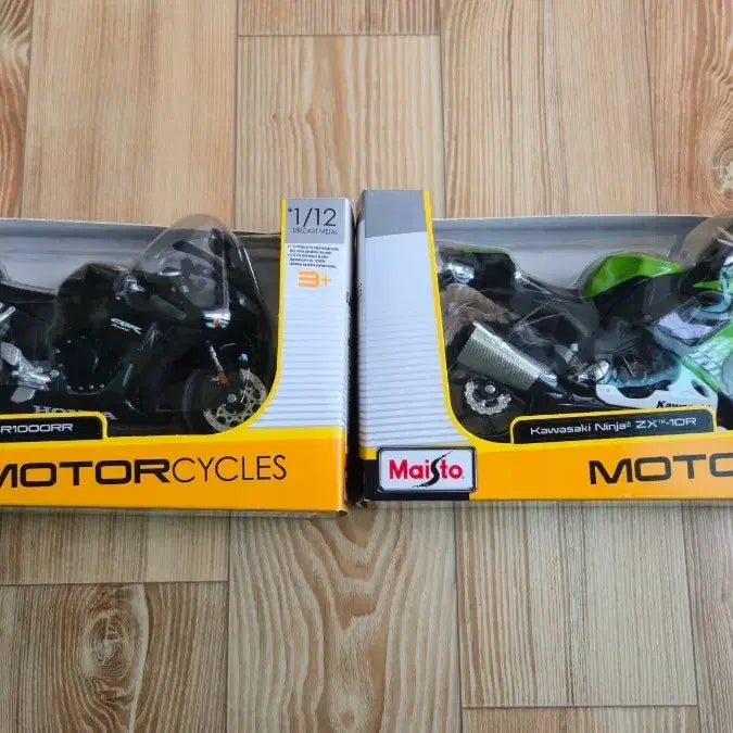 [BUNJANG] Maisto 1:12 Scale Motorcycle Models (Honda CBR1000RR &amp; Kawasaki Ninja ZX-10R) Bundle / 마이스토 1:12 오토바이 모형 일괄