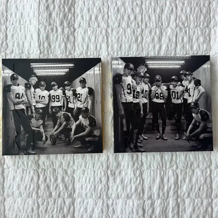 [BUNJANG] EXO Love Me Right Album Bundle Set (Sehun, Chanyeol Photocards Included) / 엑소 럽미라잇 앨범 포카 포함 일괄