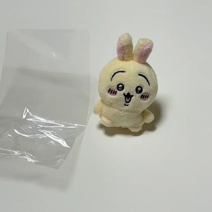 [BUNJANG] Usagi Plush (Palm-Sized) / 우사기 인형 (똥사이즈)