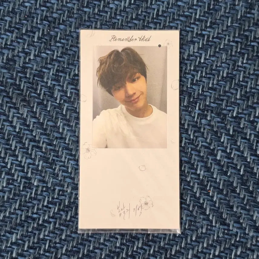 [BUNJANG] BTOB Yook Sung Jae Album Photocard / 비투비 육성재 앨범 포카