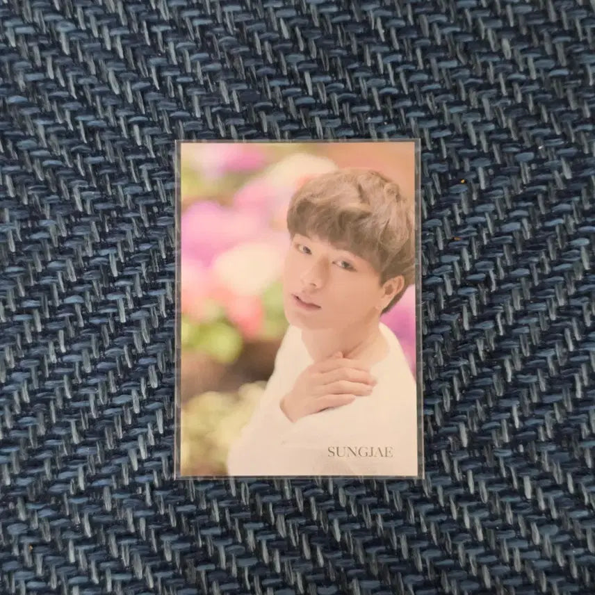 [BUNJANG] BTOB Yook Sung-jae Album Photocard / 비투비 육성재 앨범 포카