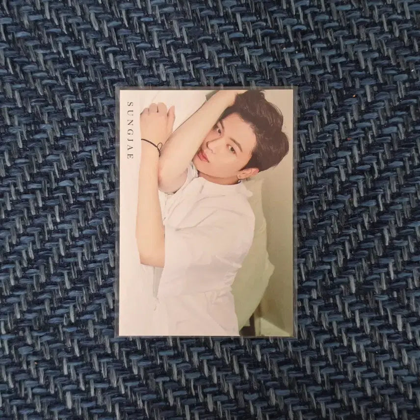[BUNJANG] BTOB Yook Sung Jae Album Photocard / 비투비 육성재 앨범 포카