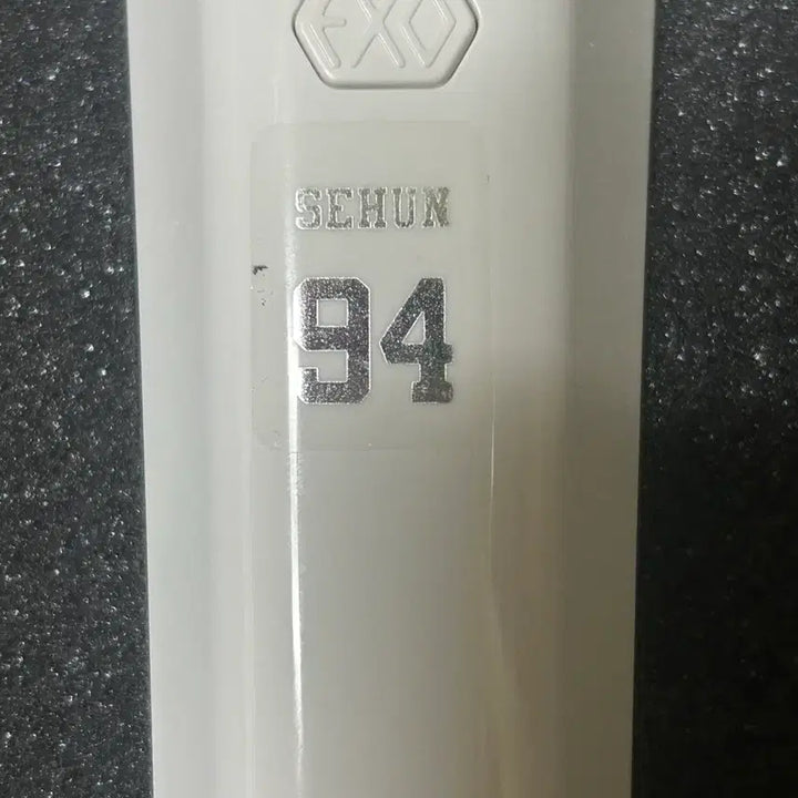 [BUNJANG] EXO Official Lightstick (Gen 1, 2, 3) / 엑소 응원봉 양도합니다 (1,2,3세대 일괄)