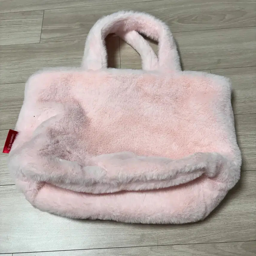 [BUNJANG] Sanrio Hello Kitty Winter Kuji Bag / 키티 윈터 쿠지 가방