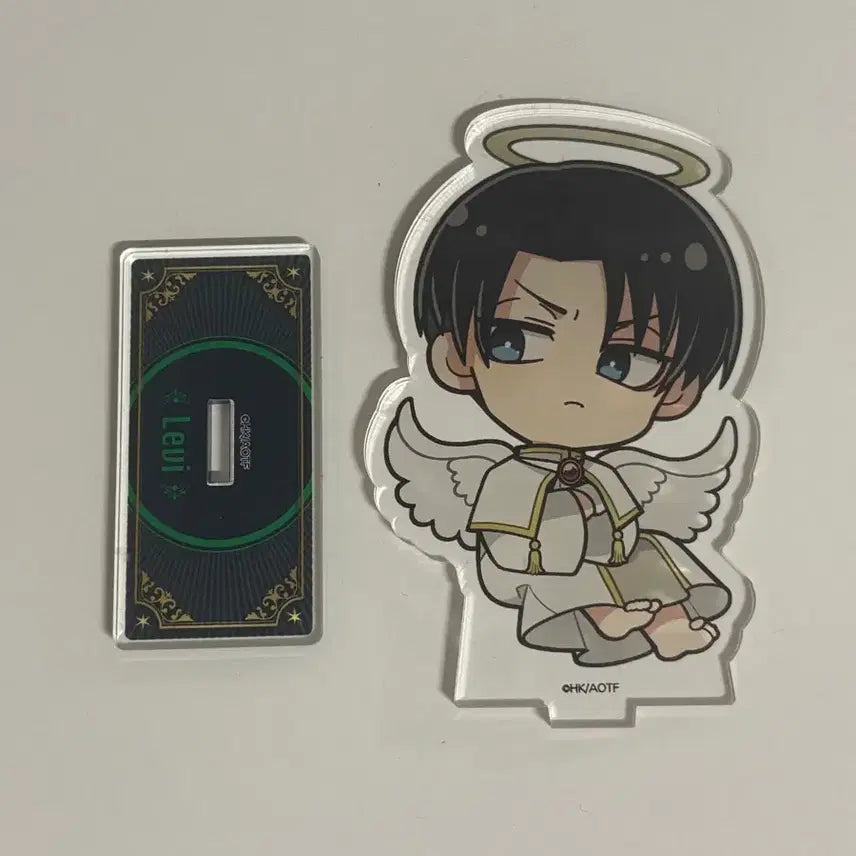 [BUNJANG] Attack on Titan Levi Ackerman Acrylic Stand / 진격의 거인 리바이 아크릴 판매합니다:)