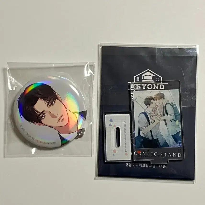 [BUNJANG] Lee Woo Yeon Fantasy Treat Ridigo Mini Acrylic Stand &amp; Hologram Can Badge Bundle Set / (일괄)판타지트 리디고 미니 아크릴 스탠드 홀로그램 캔뱃지 미필고 미필적 고의에 의한 연애사 이우연