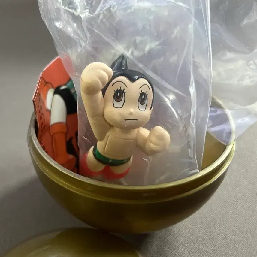 [BUNJANG] Ken Elephant Iron Man Atom Figure Collection (Gacha/Capsule Toy) / 켄엘리펀트 철완 아톰 피규어 컬렉션 (가챠/캡슐토이)