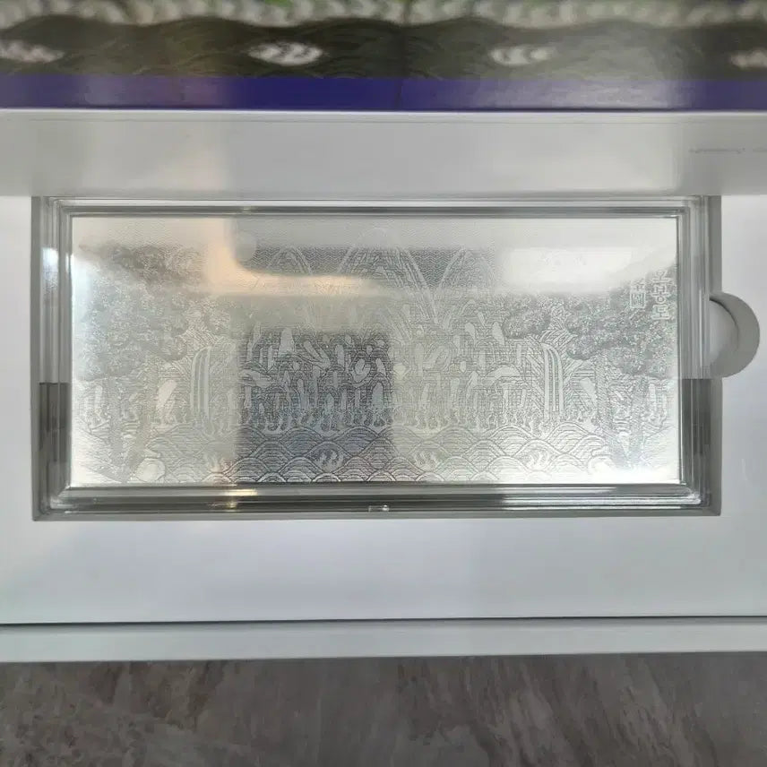 [BUNJANG] Korea Minting &amp; Security Printing Corporation Royal Series 4th Sun and Moon Landscape Folding Screen Silver Medal / [한국조폐공사] 로열 시리즈 4차 - 일월오봉도 지폐형 은메달