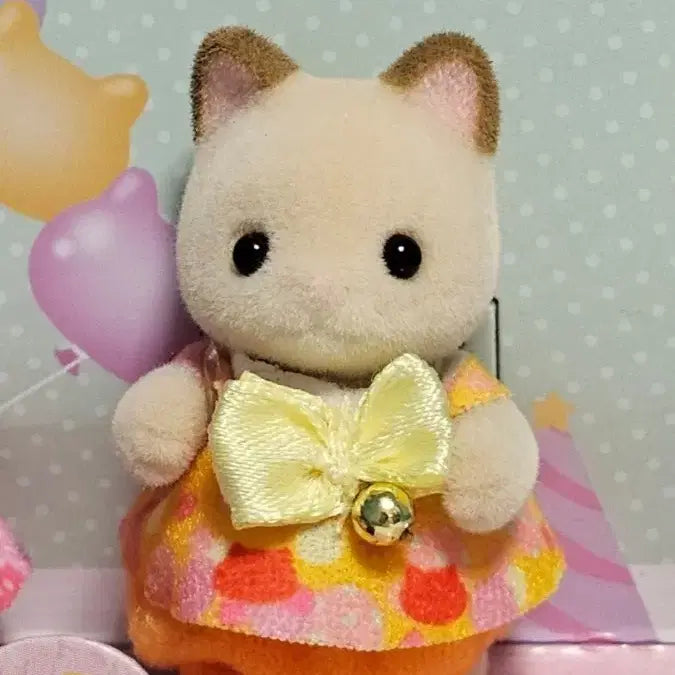 [BUNJANG] Sylvanian Families Cream Cat Baby Figure Split Set / 실바니안 모여라 아기 고양이 크림캣 분철 판매