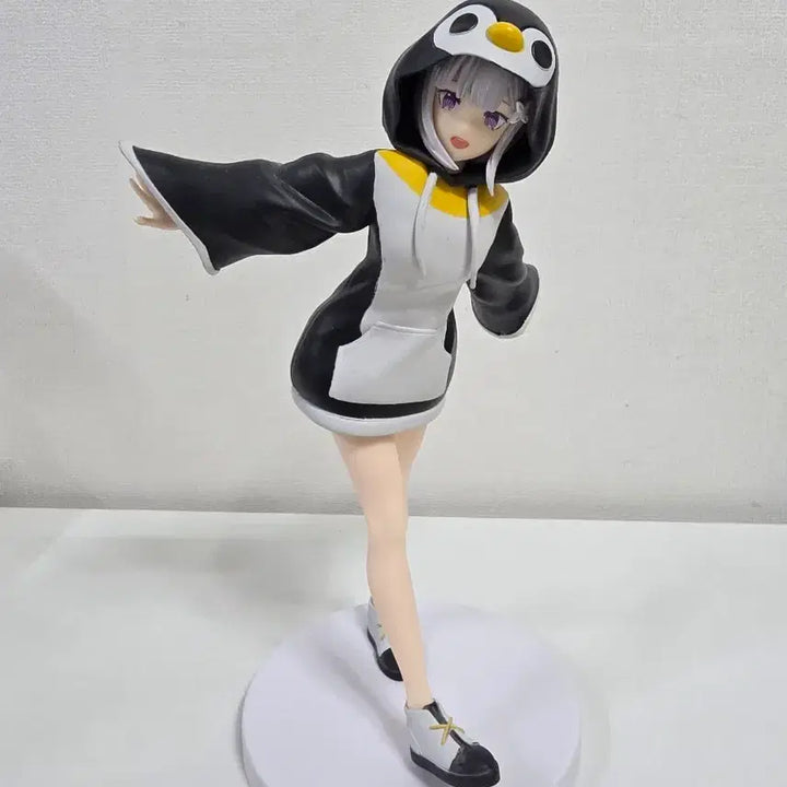 [BUNJANG] Re:Zero Emilia Figure / 리제로 에밀리아 피규어