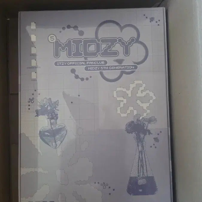 [BUNJANG] ITZY MIDZY 5th Official Fanclub Kit Sealed / 있지 ITZY 믿지5기 팬클럽키트 미개봉