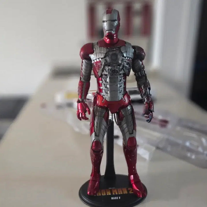 [BUNJANG] Hot Toys Iron Man Mark V Figure (Damaged/Missing Parts) / 핫토이 아이언맨 마크5  (하자 누락품)