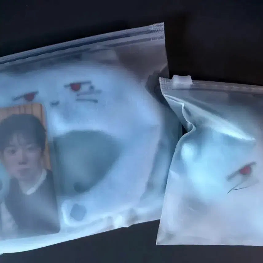 [BUNJANG] Ha Hyun Sang Cheering Stick Cape Hanabi Keyring / 하현상 응원봉 케이프 하나비 키링 새상품