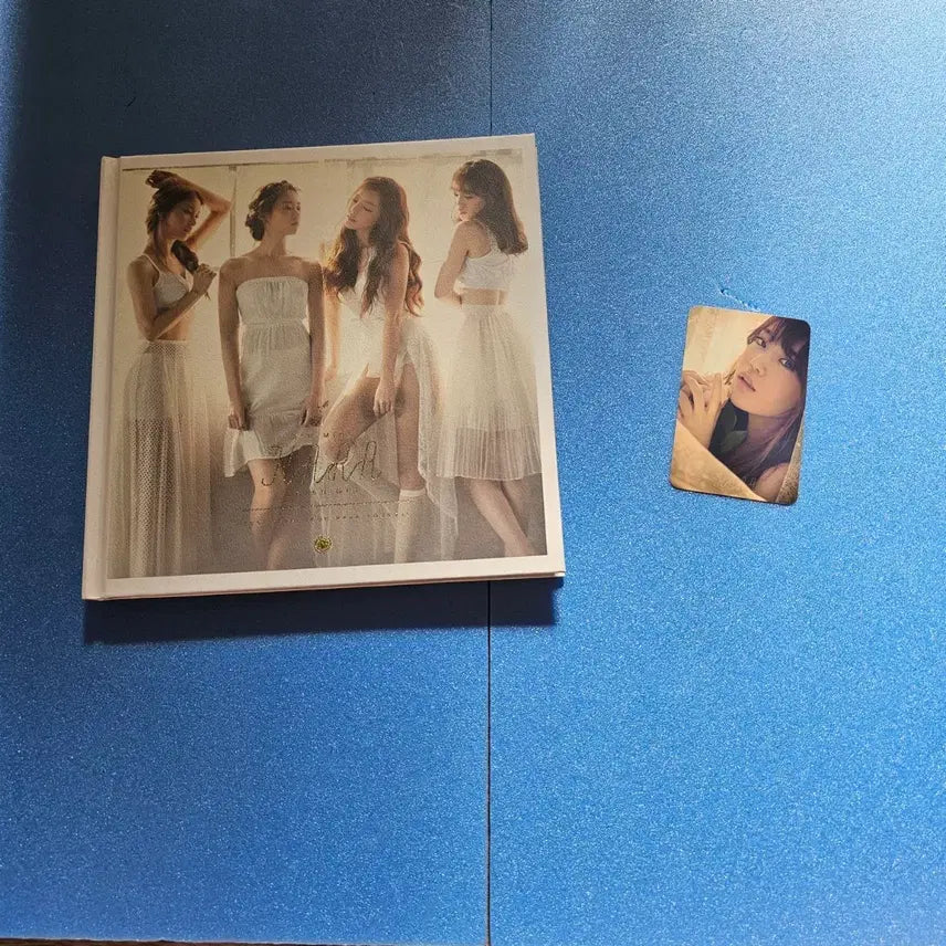 [BUNJANG] KARA Mini 6th Album Day&amp;Night Youngji Photocard (Unsealed) / (단순개봉) 카라 미니6집 Day&amp;Night 맘마미아 앨범 영지포카포함