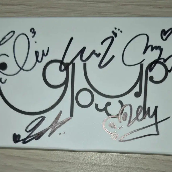 [BUNJANG] Lisence Lip Bomb Signed QR Album PLVE Photocard / 리센느 lip bomb 친필 싸인 QR앨범 PLVE 포카 있음