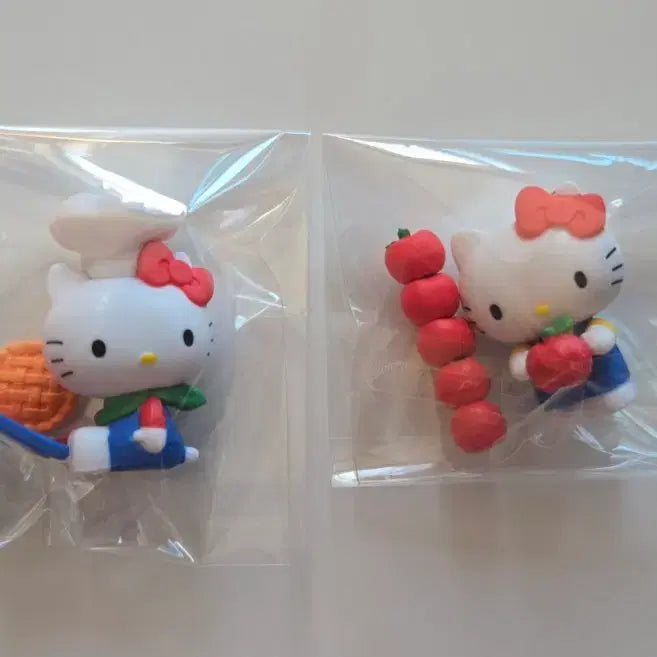 [BUNJANG] Hello Kitty Gachapon Set (Chef &amp; Apple) / 키티 가챠 2종세트