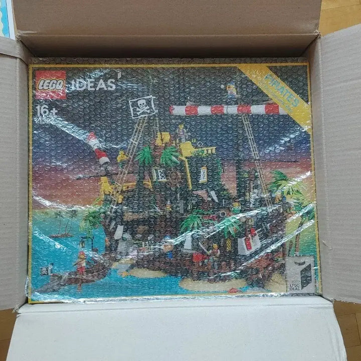 [BUNJANG] LEGO Ideas 21322 Pirates of Barracuda Bay (Sealed) / (미개봉)(정품) 레고 21322 바라쿠다 해적들 팝니다.
