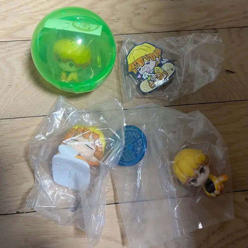 [BUNJANG] Demon Slayer Zenitsu Gacha Set / 귀멸의칼날 젠이츠 가챠 세트