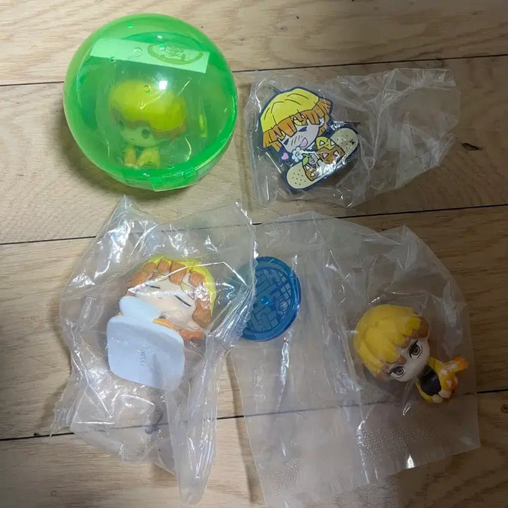 [BUNJANG] Demon Slayer Zenitsu Gacha Set / 귀멸의칼날 젠이츠 가챠 세트
