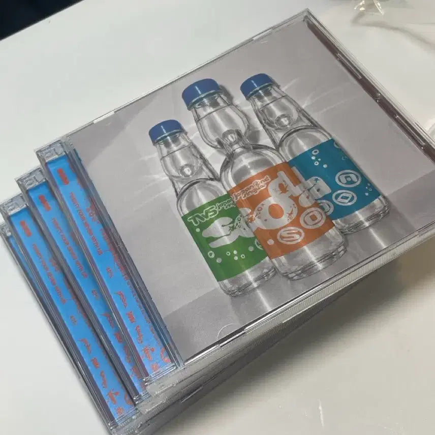 [BUNJANG] TWS Soda Soda Album + Sticker Set / 투어스 소다소다 앨범만 판매