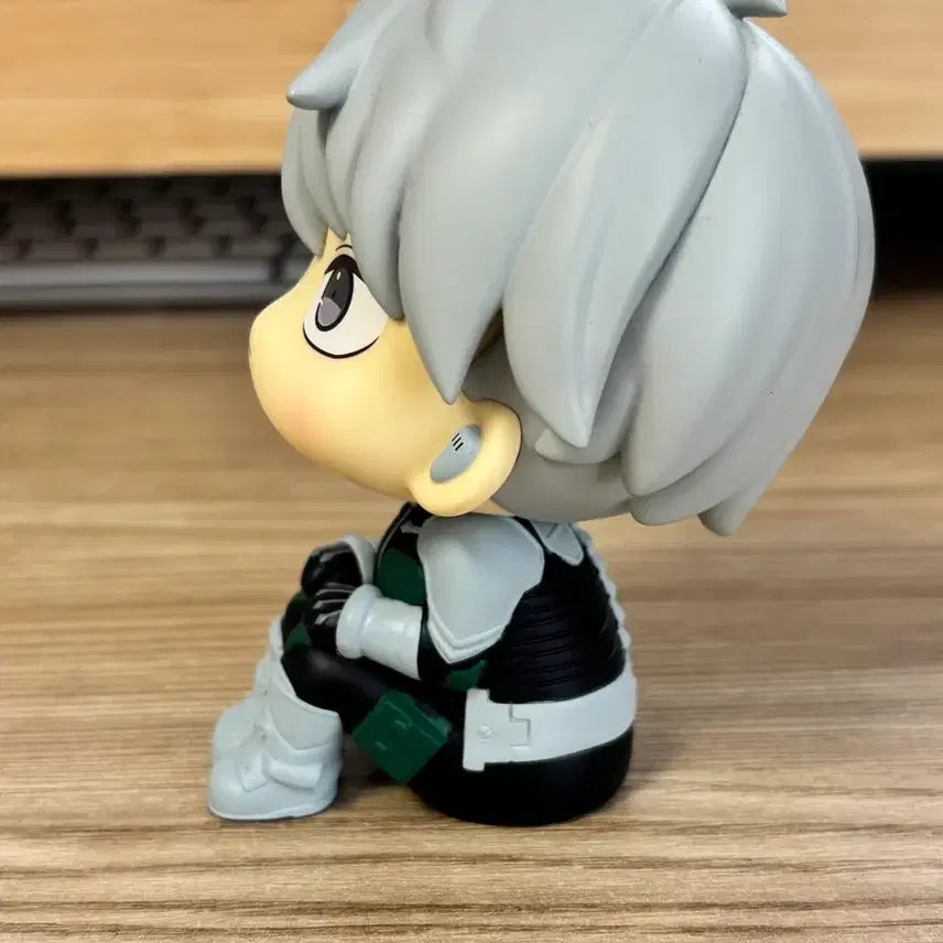 [BUNJANG] Kaiju No. 8 Ichikawa Leno Look-Up Figure / 괴수 8호 이치카와 레노 룩업