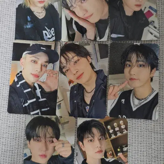 [BUNJANG] Stray Kids 4th Album Karma Photocard Set (8 Types) / 스트레이키즈 4집 카르마 포카 8종 세트