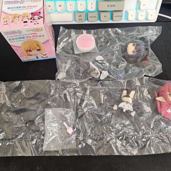 [BUNJANG] Good Smile Company Nendoroid Marin Kitagawa (Shizuku &amp; Lizhyun) My Dress-Up Darling / 넨도로이드 서프라이즈 마린(시즈쿠,리즈큥),그비돌,그 비스크돌은 사랑을 한다,키타가와 마린