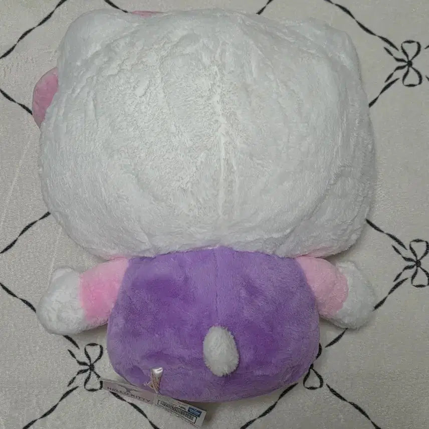 [BUNJANG] Sanrio Hello Kitty Large Plush Doll / 헬로키티 일본정품 초신상 대형인형 새상품