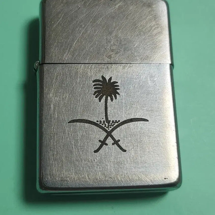 [BUNJANG] Zippo Lighter 1984 Saudi Arabia Emblem Silver / 지포 라이터 정품,1984년은색 사우디아라비아 국장 문양
