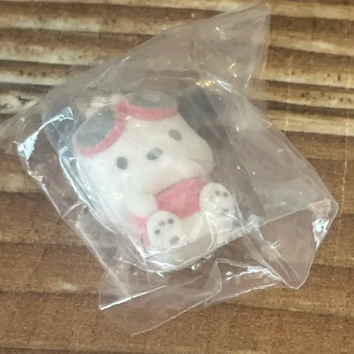 [BUNJANG] Sanrio Pochacco Flokky Sunglasses Gacha Keychain (Sealed) / 산리오 포차코 플로키 선글라스 가챠 키링