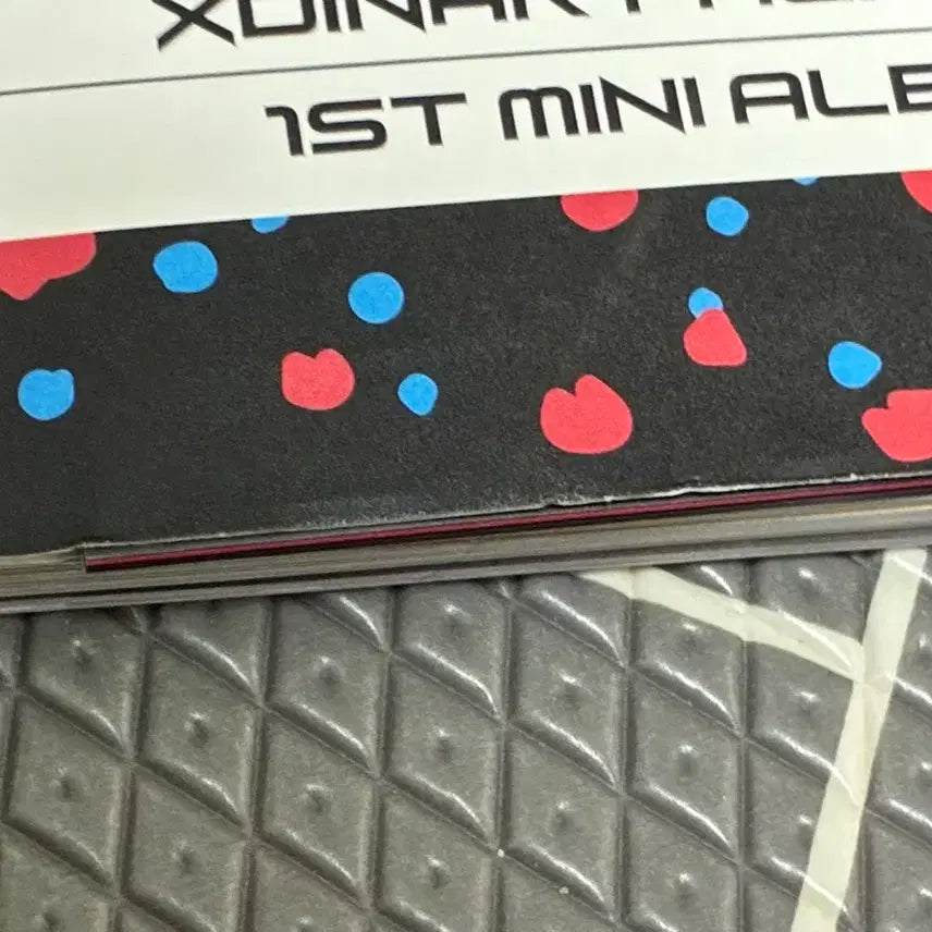 [BUNJANG] Xdinary Heroes XH Hello, World! T Version Album (Unsealed) / 엑스디너리히어로즈 엑디즈 헬로월드 개봉앨범 t버전 판매