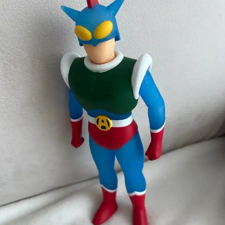 [BUNJANG] Crayon Shin-chan Glitter Action Mask Figure / 짱구는 못말려 글리터 액션가면 피규어