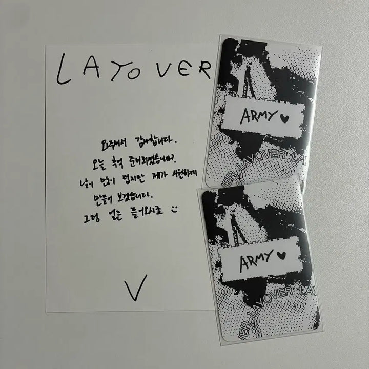 [BUNJANG] BTS V Layover Broadcast Gift Photocard Full Set / 방탄소년단 뷔 V 레이오버 공방 역조공 기프트 포카 풀세트
